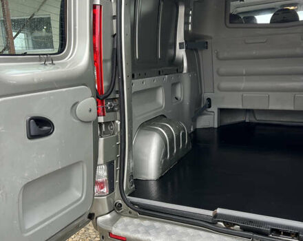 Коричневий Рено Трафік, об'ємом двигуна 2 л та пробігом 278 тис. км за 15970 $, фото 14 на Automoto.ua