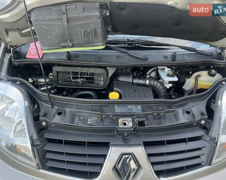 Коричневий Рено Трафік, об'ємом двигуна 2 л та пробігом 278 тис. км за 15970 $, фото 42 на Automoto.ua