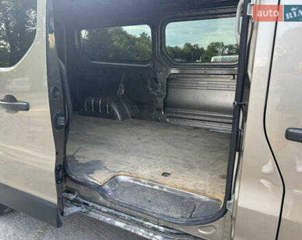 Коричневий Рено Трафік, об'ємом двигуна 1.6 л та пробігом 214 тис. км за 13400 $, фото 7 на Automoto.ua