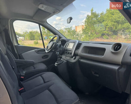 Коричневий Рено Трафік, об'ємом двигуна 1.6 л та пробігом 214 тис. км за 13400 $, фото 10 на Automoto.ua