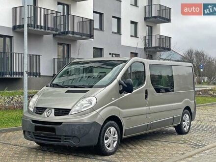 Коричневый Рено Трафик, объемом двигателя 1.9 л и пробегом 280 тыс. км за 2000 $, фото 1 на Automoto.ua