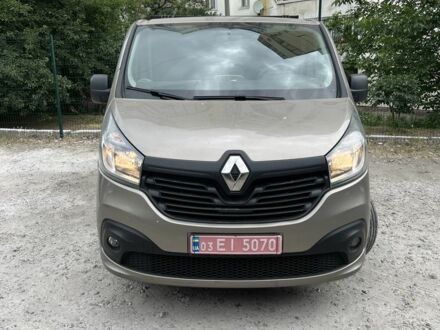 Рено Трафік 2015 у Дніпро (Дніпропетровську) на Automoto.ua Коричневий Рено Трафік, об'ємом двигуна 1.6 л та пробігом 212 тис. км за 14500 $, фото 1 на Automoto.ua