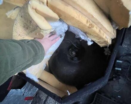 Червоний Рено Трафік, об'ємом двигуна 2.16 л та пробігом 300 тис. км за 2800 $, фото 11 на Automoto.ua