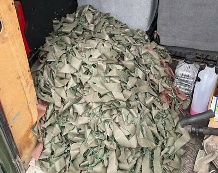 Червоний Рено Трафік, об'ємом двигуна 2.16 л та пробігом 300 тис. км за 2800 $, фото 9 на Automoto.ua