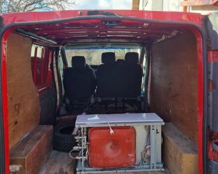 Червоний Рено Трафік, об'ємом двигуна 1.9 л та пробігом 238 тис. км за 5500 $, фото 7 на Automoto.ua