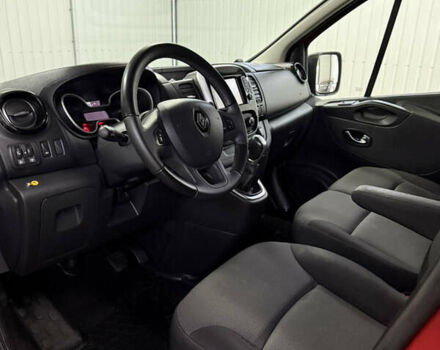 Червоний Рено Трафік, об'ємом двигуна 0 л та пробігом 200 тис. км за 20500 $, фото 7 на Automoto.ua