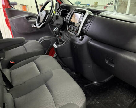 Червоний Рено Трафік, об'ємом двигуна 0 л та пробігом 200 тис. км за 20500 $, фото 8 на Automoto.ua