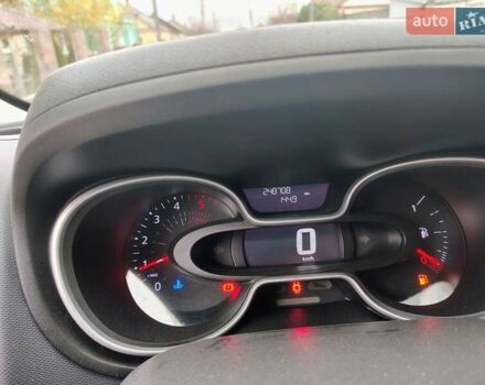 Червоний Рено Трафік, об'ємом двигуна 2 л та пробігом 248 тис. км за 18500 $, фото 13 на Automoto.ua