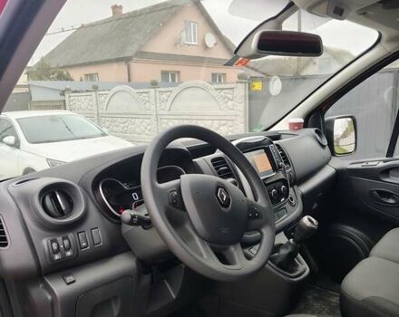 Червоний Рено Трафік, об'ємом двигуна 2 л та пробігом 248 тис. км за 18500 $, фото 10 на Automoto.ua