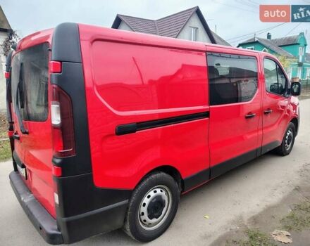 Червоний Рено Трафік, об'ємом двигуна 2 л та пробігом 248 тис. км за 18500 $, фото 5 на Automoto.ua