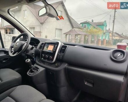 Червоний Рено Трафік, об'ємом двигуна 2 л та пробігом 248 тис. км за 18500 $, фото 18 на Automoto.ua