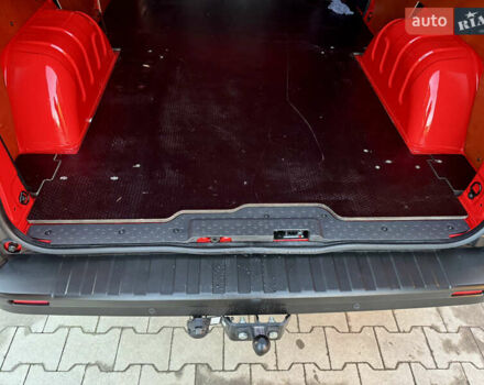 Красный Рено Трафик, объемом двигателя 2 л и пробегом 69 тыс. км за 28700 $, фото 25 на Automoto.ua