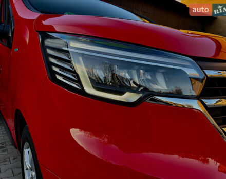 Красный Рено Трафик, объемом двигателя 2 л и пробегом 69 тыс. км за 28700 $, фото 13 на Automoto.ua