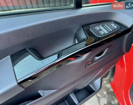 Красный Рено Трафик, объемом двигателя 2 л и пробегом 69 тыс. км за 28700 $, фото 49 на Automoto.ua