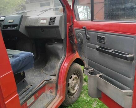 Красный Рено Трафик, объемом двигателя 0 л и пробегом 600 тыс. км за 1910 $, фото 9 на Automoto.ua