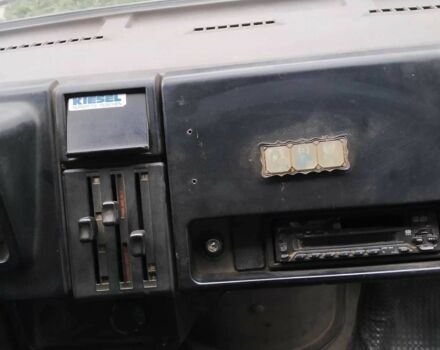 Красный Рено Трафик, объемом двигателя 0 л и пробегом 600 тыс. км за 1910 $, фото 13 на Automoto.ua