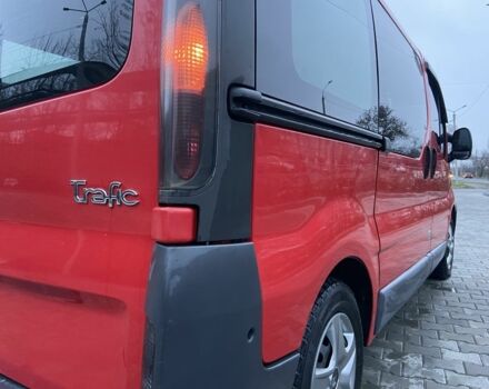 Красный Рено Трафик, объемом двигателя 1.9 л и пробегом 450 тыс. км за 7500 $, фото 7 на Automoto.ua