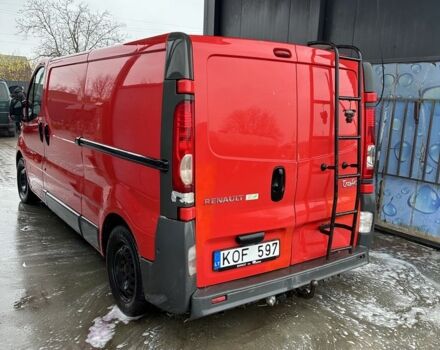 Красный Рено Трафик, объемом двигателя 2 л и пробегом 330 тыс. км за 4765 $, фото 4 на Automoto.ua