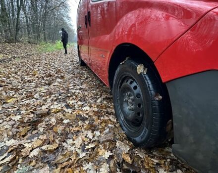 Красный Рено Трафик, объемом двигателя 2 л и пробегом 330 тыс. км за 4765 $, фото 7 на Automoto.ua