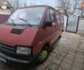 Красный Рено Трафик, объемом двигателя 2 л и пробегом 200 тыс. км за 1200 $, фото 1 на Automoto.ua