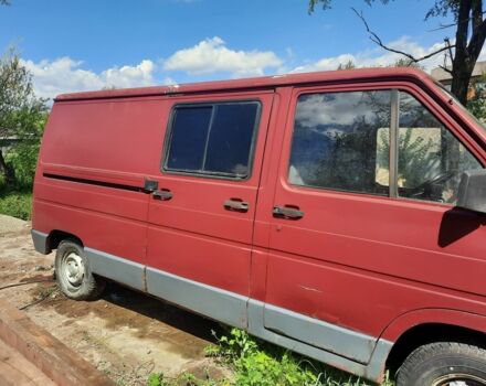 Красный Рено Трафик, объемом двигателя 2.5 л и пробегом 300 тыс. км за 950 $, фото 4 на Automoto.ua
