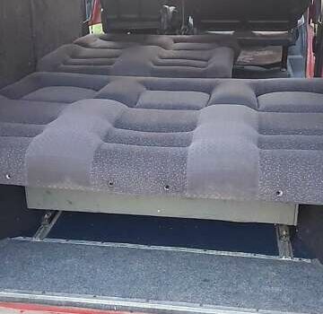 Красный Рено Трафик, объемом двигателя 1.9 л и пробегом 250 тыс. км за 1800 $, фото 5 на Automoto.ua