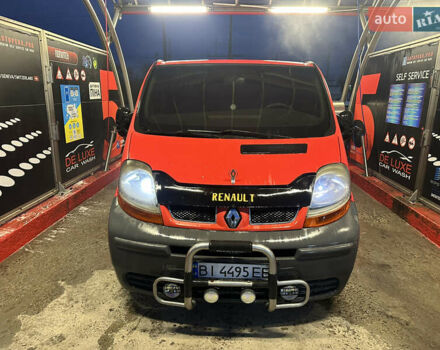 Красный Рено Трафик, объемом двигателя 1.87 л и пробегом 367 тыс. км за 7500 $, фото 1 на Automoto.ua