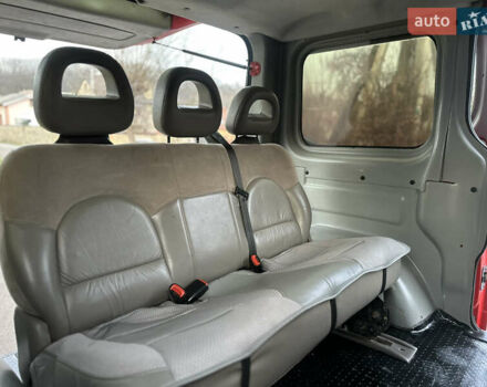 Червоний Рено Трафік, об'ємом двигуна 2.5 л та пробігом 350 тис. км за 7499 $, фото 31 на Automoto.ua