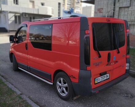 Красный Рено Трафик, объемом двигателя 1.9 л и пробегом 244 тыс. км за 7716 $, фото 3 на Automoto.ua