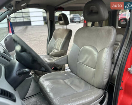 Червоний Рено Трафік, об'ємом двигуна 2.5 л та пробігом 350 тис. км за 7499 $, фото 23 на Automoto.ua
