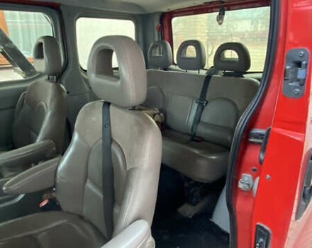 Красный Рено Трафик, объемом двигателя 2.5 л и пробегом 524 тыс. км за 6300 $, фото 5 на Automoto.ua