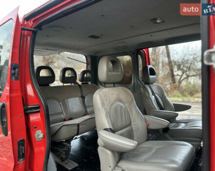 Червоний Рено Трафік, об'ємом двигуна 2.5 л та пробігом 350 тис. км за 7499 $, фото 32 на Automoto.ua