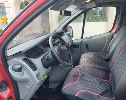 Красный Рено Трафик, объемом двигателя 1.9 л и пробегом 3 тыс. км за 6700 $, фото 4 на Automoto.ua