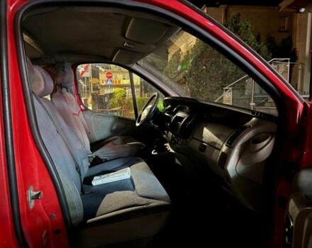 Красный Рено Трафик, объемом двигателя 1.9 л и пробегом 380 тыс. км за 2600 $, фото 5 на Automoto.ua