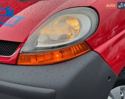 Червоний Рено Трафік, об'ємом двигуна 1.9 л та пробігом 350 тис. км за 7500 $, фото 2 на Automoto.ua