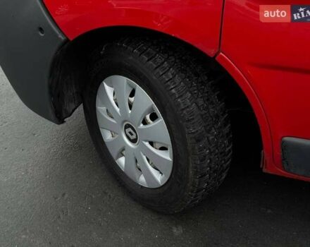 Червоний Рено Трафік, об'ємом двигуна 1.9 л та пробігом 350 тис. км за 7500 $, фото 3 на Automoto.ua