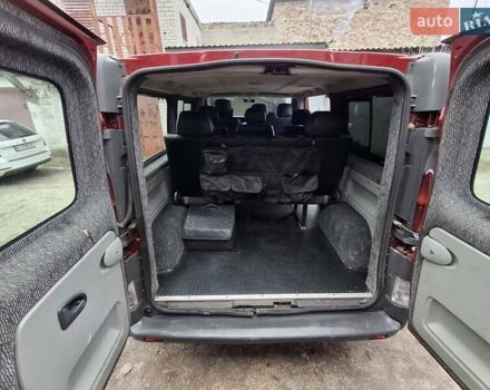 Красный Рено Трафик, объемом двигателя 1.9 л и пробегом 402 тыс. км за 7350 $, фото 13 на Automoto.ua