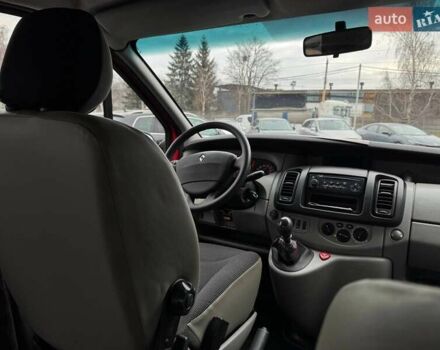 Червоний Рено Трафік, об'ємом двигуна 1.9 л та пробігом 350 тис. км за 7500 $, фото 19 на Automoto.ua