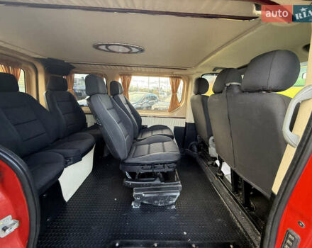 Красный Рено Трафик, объемом двигателя 2 л и пробегом 260 тыс. км за 8500 $, фото 22 на Automoto.ua