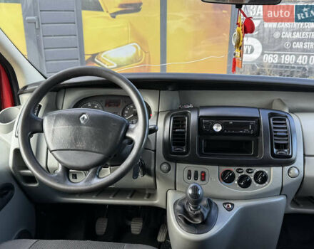 Красный Рено Трафик, объемом двигателя 2 л и пробегом 260 тыс. км за 8500 $, фото 23 на Automoto.ua