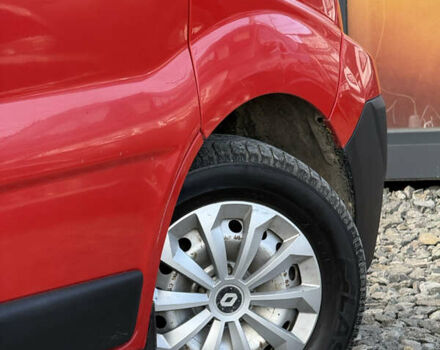 Красный Рено Трафик, объемом двигателя 2 л и пробегом 260 тыс. км за 8500 $, фото 16 на Automoto.ua