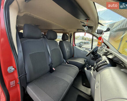 Красный Рено Трафик, объемом двигателя 2 л и пробегом 260 тыс. км за 8500 $, фото 17 на Automoto.ua