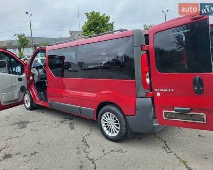 Красный Рено Трафик, объемом двигателя 2 л и пробегом 245 тыс. км за 11500 $, фото 84 на Automoto.ua
