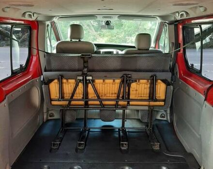 Рено Трафик 2010 в Полтаве на Automoto.ua Красный Рено Трафик, объемом двигателя 2 л и пробегом 269 тыс. км за 10950 $, фото 46 на Automoto.ua