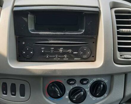 Рено Трафик 2010 в Полтаве на Automoto.ua Красный Рено Трафик, объемом двигателя 2 л и пробегом 269 тыс. км за 10950 $, фото 66 на Automoto.ua