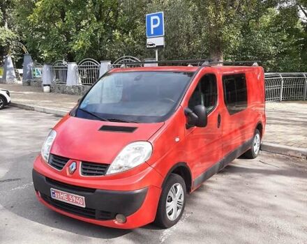 Рено Трафик 2010 в Полтаве на Automoto.ua Красный Рено Трафик, объемом двигателя 2 л и пробегом 269 тыс. км за 10950 $, фото 10 на Automoto.ua
