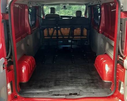 Рено Трафик 2010 в Полтаве на Automoto.ua Красный Рено Трафик, объемом двигателя 2 л и пробегом 269 тыс. км за 10950 $, фото 52 на Automoto.ua