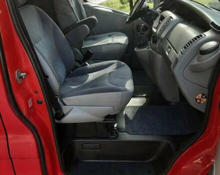 Рено Трафик 2010 в Полтаве на Automoto.ua Красный Рено Трафик, объемом двигателя 2 л и пробегом 269 тыс. км за 10950 $, фото 50 на Automoto.ua