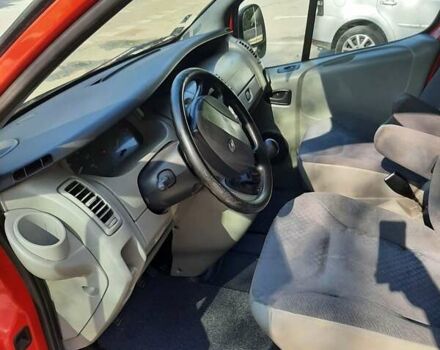 Рено Трафик 2010 в Полтаве на Automoto.ua Красный Рено Трафик, объемом двигателя 2 л и пробегом 269 тыс. км за 10950 $, фото 76 на Automoto.ua