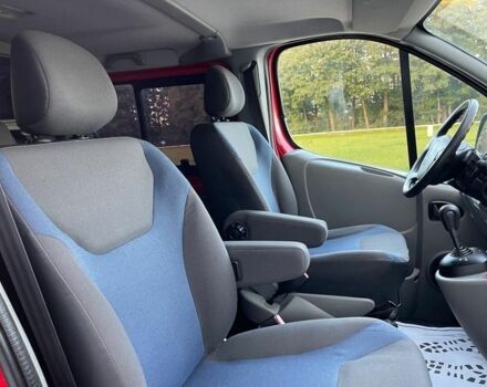 Красный Рено Трафик, объемом двигателя 2 л и пробегом 174 тыс. км за 8100 $, фото 10 на Automoto.ua